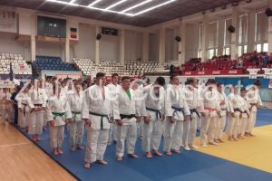 Imagini de la eveniment  Sportivi din tara si din strainatate participa, la Constanta, la 