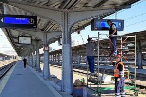 Sistemul electronic pentru informarea publicului călător din Gara de Nord devine funcţional
