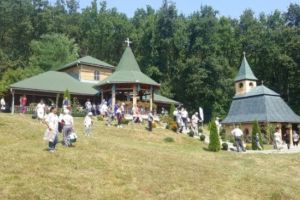 Duminică, 20 mai 2018: La Blaj va avea loc pelerinajul de primăvară la Sanctuarul Fecioara Săracilor din pădurea Cărbunari