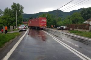 FOTO Accident grav între Sibiu şi RM. Vâlcea pe DN7