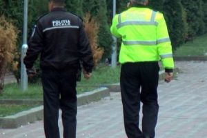GAFĂ ULUITOARE la Poliţia Locală. Doi şefi, CERCETAȚI pentru FAVORIZAREA INFRACTORLUI