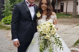 Marian Godină s-a căsătorit. Cununia religioasă în aceeaşi zi cu nunta regală din Marea Britanie