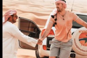 Liviu Teodorescu a cucerit Dubaiul. Le-a cântat şeicilor pe stradă