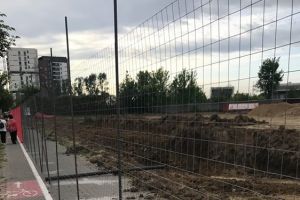 Cititor TION: Un constructor de blocuri a furat un trotuar intreg