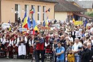 Maramureseni ”Uniti pentru Marea Unire”: 1228 de tineri prezenti la Basesti