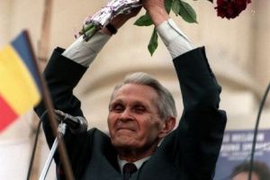 Testamentul lui Corneliu Coposu a fost făcut public. A fost scris într-un moment în care îşi simţea sfârşitul aproape