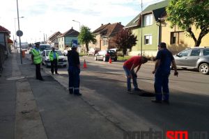 FOTO/VIDEO. Un nou crater în asfalt pe b-dul Octavian Goga