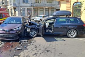 Groaznic accident pe Calea Galati  / Doua victime