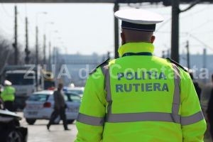 De sambata, reguli noi: Considerati oportune modificarile OUG privind circulatia pe drumurile publice din Romania? 