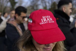 Conducerea Iranului, decapitată: Trump spune că 48 de lideri iranieni au fost ucişi în atacuri. Au murit şi trei militari SUA