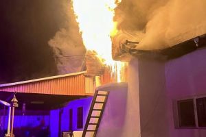 Noapte de coşmar pentru o familie din Argeş! Flăcări devastatoare la o locuinţă