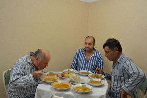 Mâncarea pentru Spitalul Judeţean: Consiliul Judeţean finanţează, licitează, ofertează şi stabileşte câştigătorul