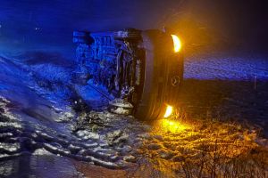 Viscolul paralizează judeţul Buzău: autostrada A7 şi mai multe drumuri naţionale, închise. Zeci de localităţi fără curent
