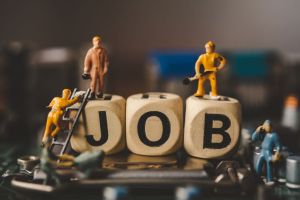 Aproape 120 de cărăşeni şi-au găsit un loc de muncă la început de an