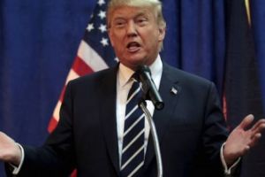 Donald Trump denunţă implicarea FBI în campania sa electorală
