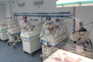 Evoluţia fenomenelor demografice în Olt: Natalitatea a crescut, mortalitatea a scăzut