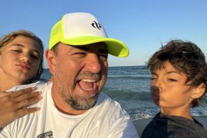 Vacanţă transformată în coşmar pentru familia Brenciu: sunt blocaţi din cauza războiului din Iran