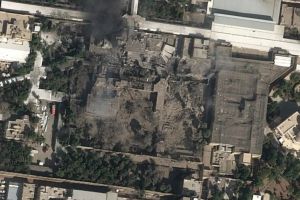 Palatul conducătorului iranian Ali Khamenei, făcut una cu pământul: încă se duc lupte grele / video