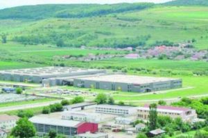 „Judeţul Braşov, viitorul centru european al metalelor rare din Groenlanda”, scrie presa maghiară