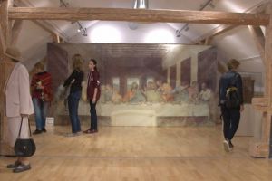 Noaptea Muzeelor a atras cei mai mulţi vizitatori la Cetatea de Scaun a Sucevei şi la Muzeul ...