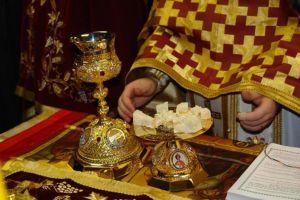 Darurile de la Liturghie sunt închinate lui Dumnezeu ca o pârgă a vieţii