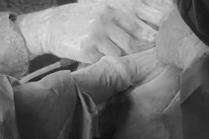 Bărbat salvat de medicii arădeni, după o intervenţie chirurgicală contracronometru