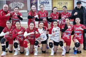 Speranţele CSM Focşani (U15), calificate în semifinalele Turneului Naţional de Volei