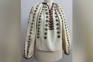 Exponatul saptamanii la Muzeul de Arta Populara Constanta -  Ie de Vrancea 