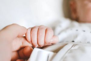 Asociatia Moaselor din Romania lanseaza proiectul-pilot MATERNA+ 