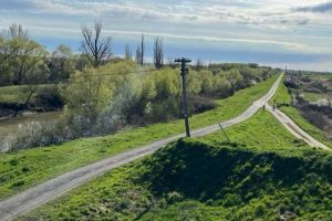 Cosit, curăţat şi reparat. CJ Timiş aprobă întreţinerea drumurilor şi a pistei de biciclete de-a lungul Canalului Bega