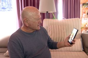 Războiul văzut printr-un apel video. Sora din Israel îşi linişteşte fratele din judeţul Buzău