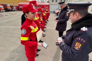 Ceremonie dedicată Zilei Protecţiei Civile, la sediul ISU Mureş