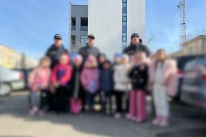 FOTO: Politistii din Constanta au desfasurat activitati educative cu elevii pentru prevenirea violentei si siguranta in scoli