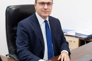 Rectorul Universităţii „Ștefan cel Mare” din Suceava, propus de Ilie Bolojan pentru funcţia de ministru al Educaţiei. A primit votul PNL
