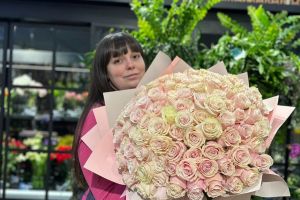 Magnolia, florăria online Târgu Mureş – Livrare buchete de flori şi aranjamente