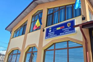 VIDEO Școală nouă şi creşă modernă în comuna Mihai Eminescu. Primar: Suntem în etapa de verificare la Ministerul Dezvoltării