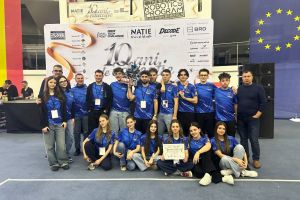 Premiul I pentru echipa de robotică a CNTV