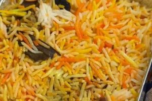 Mâncarea primită de turiştii blocaţi în Dubai