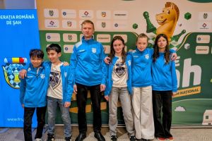 CSM Constanta: Medalii la Campionatul National Educatie prin Șah“. Diana Dospin, calificata pentru Mondialele din Brazilia (GALERIE FOTO) 