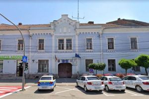 Doi sibieni, condamnaţi la închisoare, prinşi de poliţie în judeţul Alba