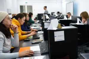 Cursuri gratuite de competenţe digitale pentru cetăţeni, la Biblioteca Judeţeană „Ștefan Bănulescu” Ialomiţa