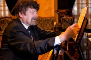 A murit celebrul autor de şlagăre româneşti Zsolt Kerestély. Avea 91 de Ani