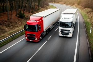 Transportatorii, solicitare oficială către Guvern: reduceţi accizele pe carburanţi