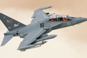 Armata israeliana anunta ca a doborat un avion de lupta iranian Yak-130 deasupra Teheranului