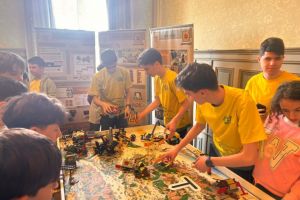 S-a inaugurat laboratorul de robotică de la Liceul Româno-Finlandez ERI din Sibiu: „Ni se împlineşte un vis” / video foto