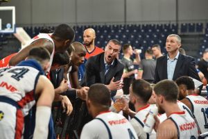 CSM Oradea întâlneşte FC Argeş Basketball într-un duel important din Liga Naţională