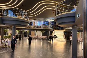 Pe 8 martie, femeile se răsfaţă la Solis Forum! Raoul, Mihaela Gurău şi Alexandru Brădăţan promit un spectacol de neuitat