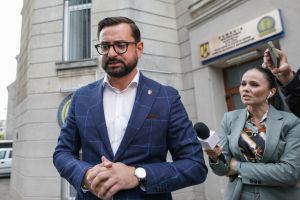 Fost ministru PSD, acum şef la AFIR, condamnat la 4 ani de închisoare pentru aranjarea unor concursuri. Ar fi intervenit şi pe lângă şeful ANFP, orădeanul Felix Cozma