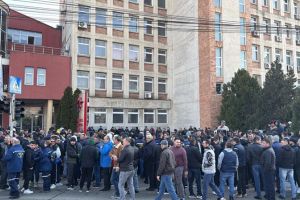 După ,,determinaţii” CEO, urmează salariaţii TESA! Protest cu sute de mineri şi energeticieni. Cum a răspuns conducerea companiei