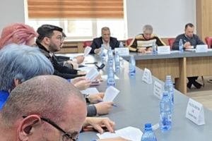 Aleşii PSD au convocat o şedinţă extraordinară a Consiliului Local Slatina pentru reducerea taxelor şi impozitelor/ FOTO